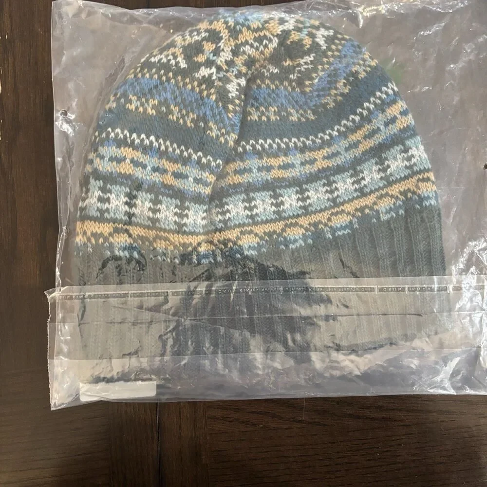 French Knot Shetland Brim Men’s Snow Hat Hand Made In Nepal Wool Blend Isle NWT